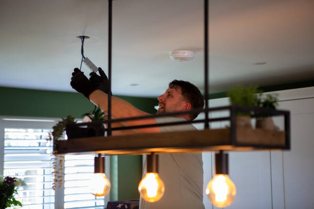 Best Emergency Electrical Repair  in Lindsborg, KS
